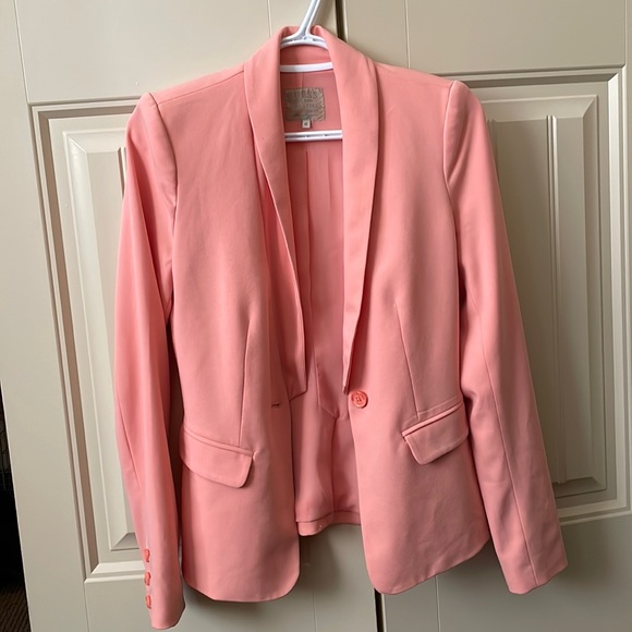 Peach Guess Blazer - Picture 1 of 1